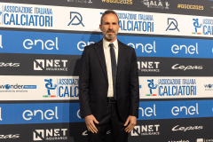 RED CARPET
